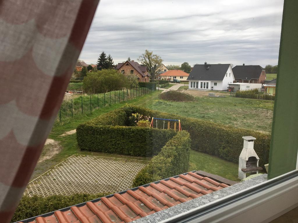 Apartmenthaus Luett Meer Ludorf Exterior photo